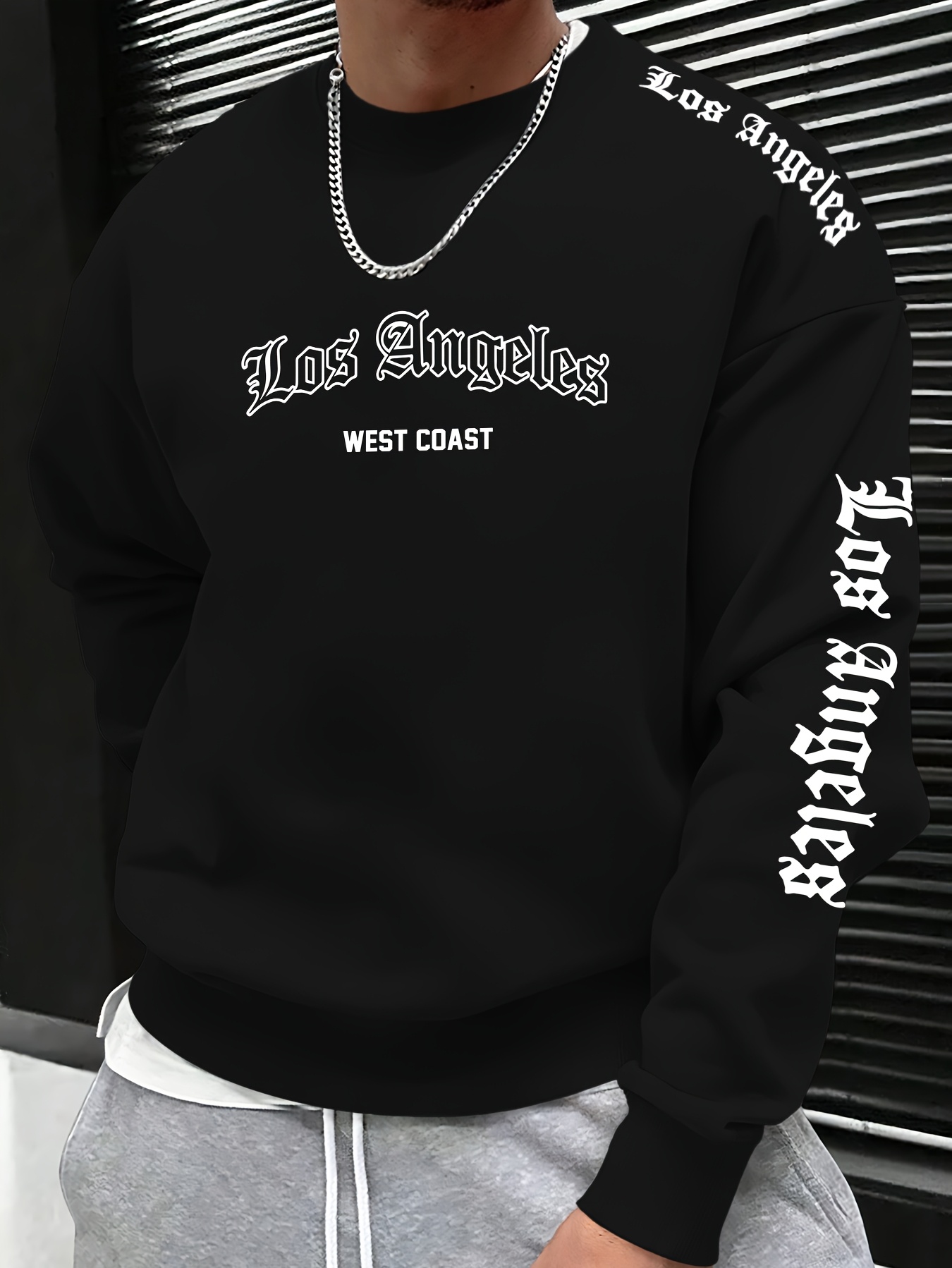 Mens Fashion Top - Sweatshirt Pria Leher Bulat dengan Cetakan