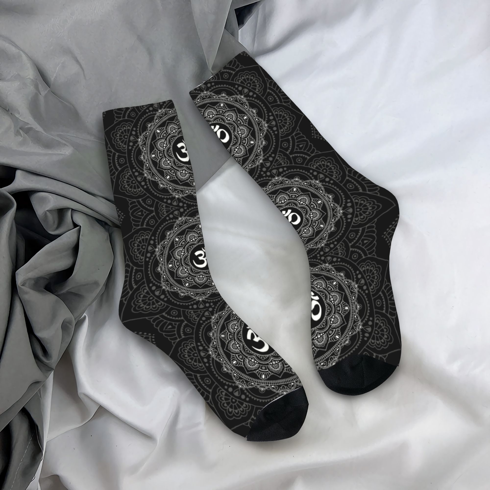 Mens Fashion Dress - Kaus Kaki Mandala Om Kustom untuk